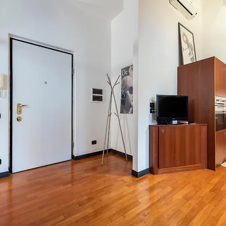 Joivy Lovely Studio Next To Piazza De Ferrari Genoa Exterior photo